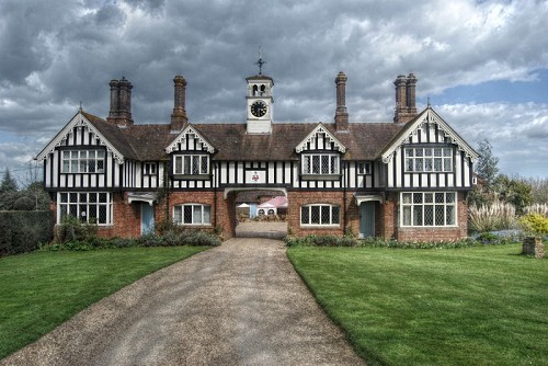 Hole Park Gardens - © Loco Steve via http://flic.kr/p/efSc9P