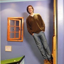 The Puzzling Place - Andy Wallace in the Anti Gravity Room