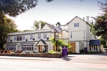 Premier Inn Bournemouth East (Lynton Crt) Hotel