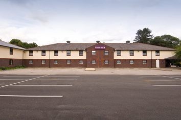 Premier Inn Caerphilly (Corbetts Lane) Hotel