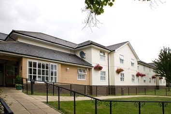 Premier Inn Epsom Central Hotel