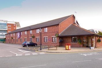 Premier Inn Liverpool (Aintree) Hotel