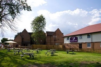 Premier Inn London Twickenham East Hotel