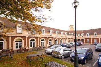 Premier Inn Manchester Trafford Centre South Hotel