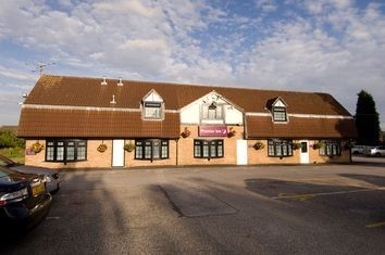 Premier Inn Nottingham North West (Hucknall) Hotel