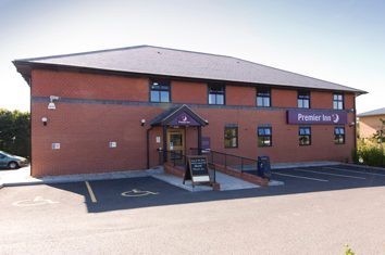 Premier Inn Yeovil Airfield Hotel