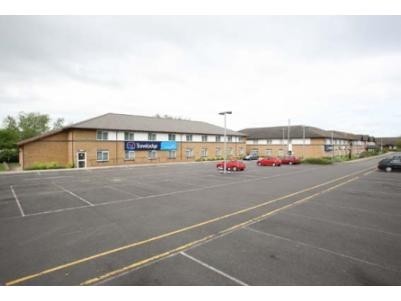 Travelodge Bicester Cherwell Valley M40 Hotel