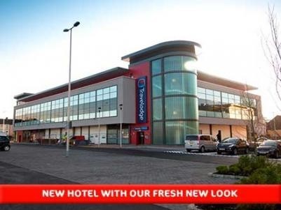 Travelodge Llanelli Central Hotel