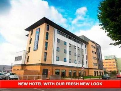 Travelodge London Enfield Hotel