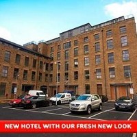 Travelodge Glossop Hotel