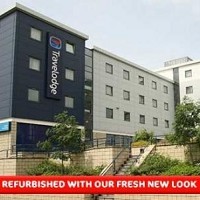 Travelodge London Kew Bridge Hotel