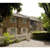 Travelodge London Snaresbrook Hotel