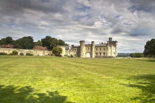 Chiddingstone Castle