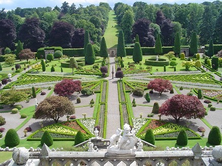 Drummond Castle Gardens