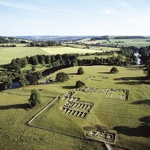 Hadrian's Wall - &copy; English Heritage Photo Library