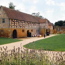 Kenilworth Castle and Elizabethan Garden - &copy; English Heritage Photo Library 