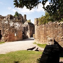 Kenilworth Castle and Elizabethan Garden - &copy; English Heritage Photo Library 