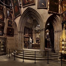 TM & &copy; Warner Bros. Entertainment Inc. Harry Potter Publishing Rights &copy; JKR.