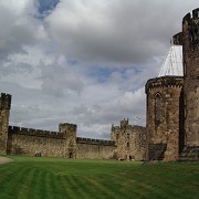 View of the Alnwick Castle by FarmerJoe