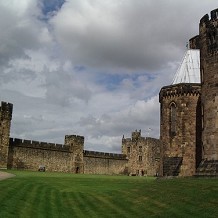 Alnwick Castle - View of the Alnwick Castle by FarmerJoe